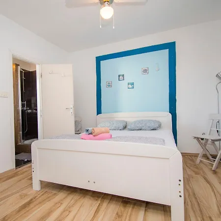 Appartement Sanja Pirovac
