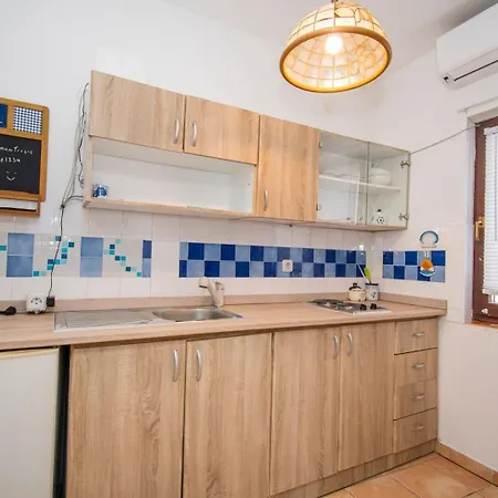 Appartement Sanja Pirovac
